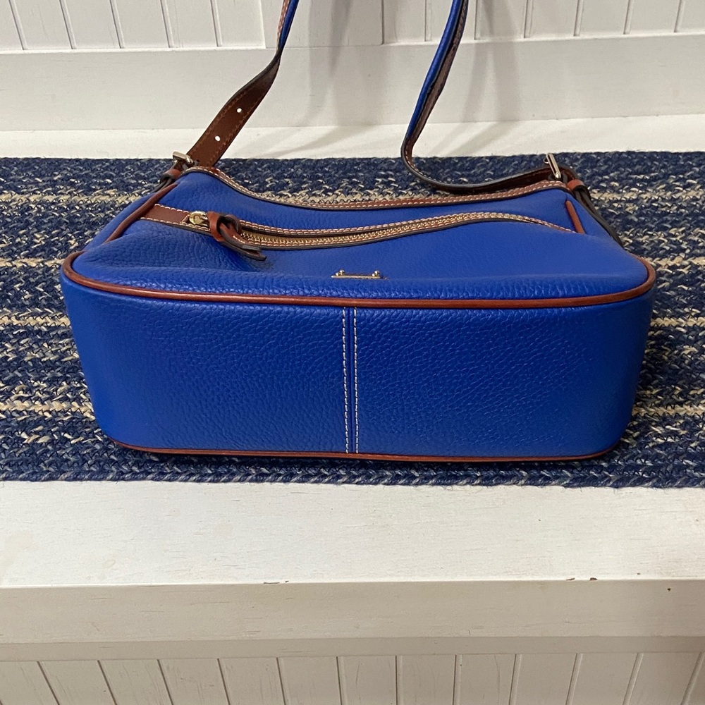 Dooney & Bourke Royal Blue and Chestnut Shoulder Bag - Picture 3 of 9